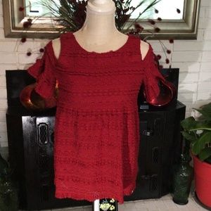 💖 5/$25 💖 Max Studio Cold Shoulder Top